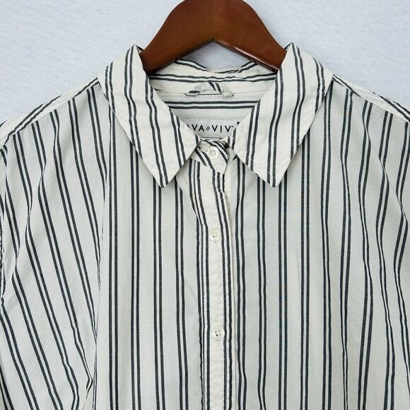 Ava & Viv Button Down Top Women 3X Cream Gray Stripe Embroider Floral Western - Picture 7 of 13